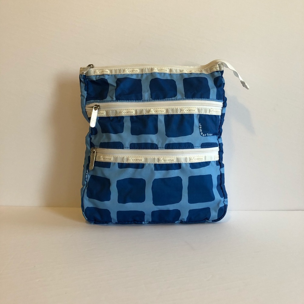 LESPORTSAC 3-Zip blue white nylon crossbody GUC